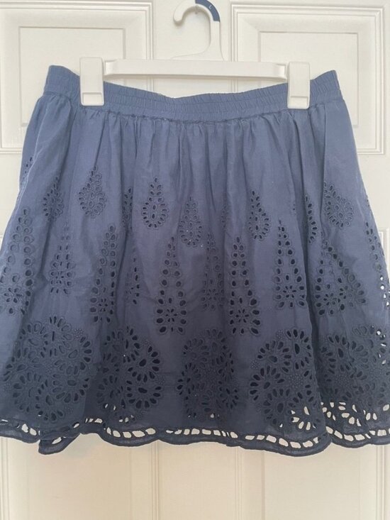 Dresses & Skirts - Mini Skirt Size L